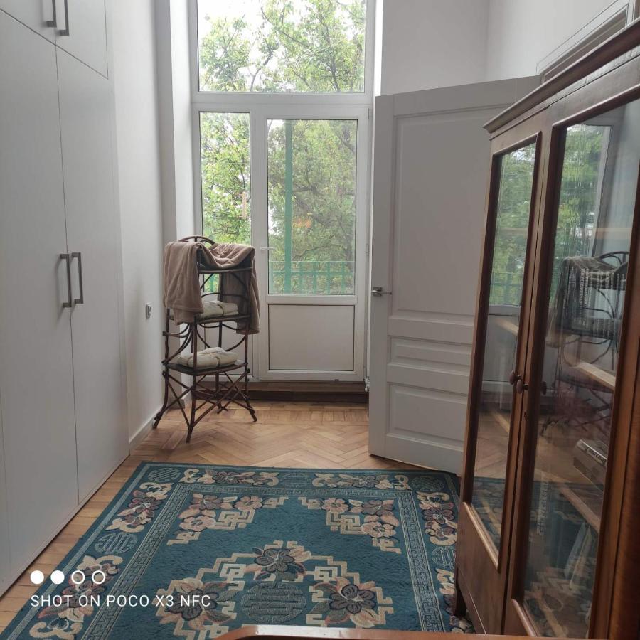 Атмосферная Квартира В Центре Oděsa Exteriér fotografie