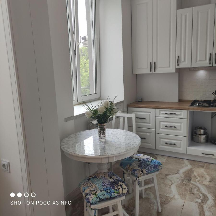 Атмосферная Квартира В Центре Oděsa Exteriér fotografie